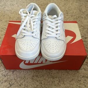 Nike Dunks Low (women)